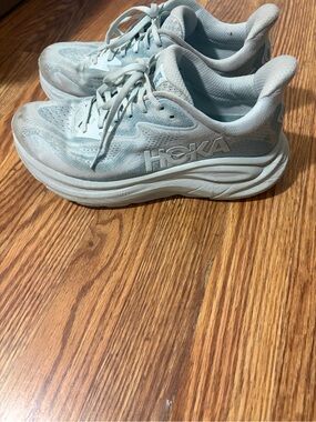Hoka Women’s Clifton 10 Pale Blue/Gray Cushioned Running Sneakers